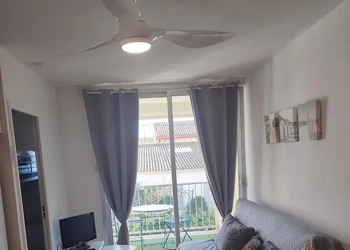 Coquet appartement en bord de mer - Les Capounades